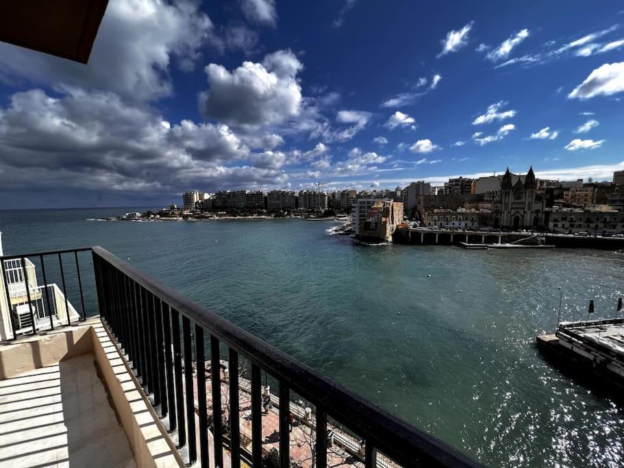 Seafront Meridionale 2Bedroom Apartment Saint Julian's Екстер'єр фото