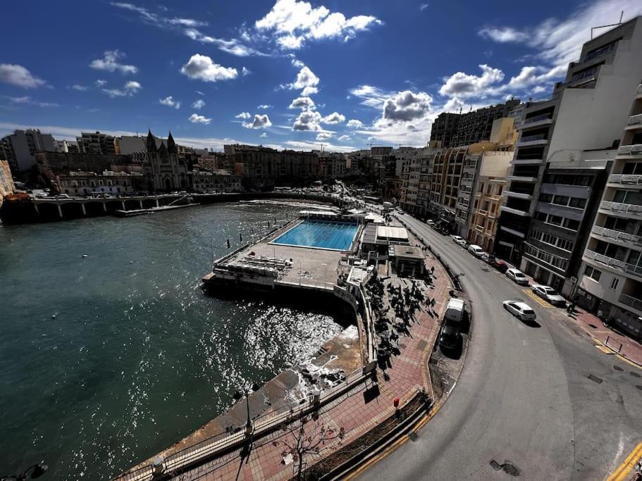 Seafront Meridionale 2Bedroom Apartment Saint Julian's Екстер'єр фото